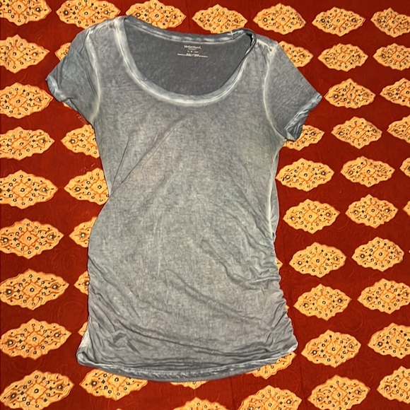 Motherhood Maternity Side-Ruched Scoop Neck Tee - Picture 3 of 5